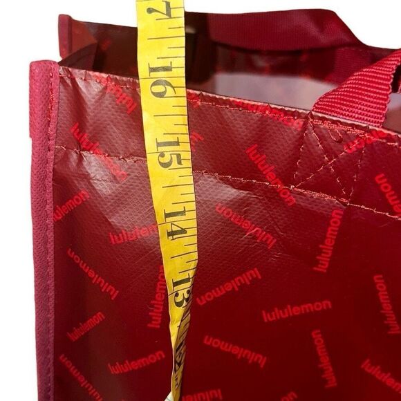 Lululemon Red Ombre Snap Reusable Retail Paper Shopping Tote Bag Ladies Small - Picture 10 of 10